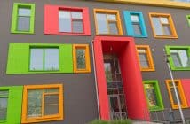 Choisissez votre teinte de façade avec cette liste complète des couleurs adaptées
