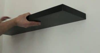 Comment installer des étagères sur placo ? Installation d'une étagère murale