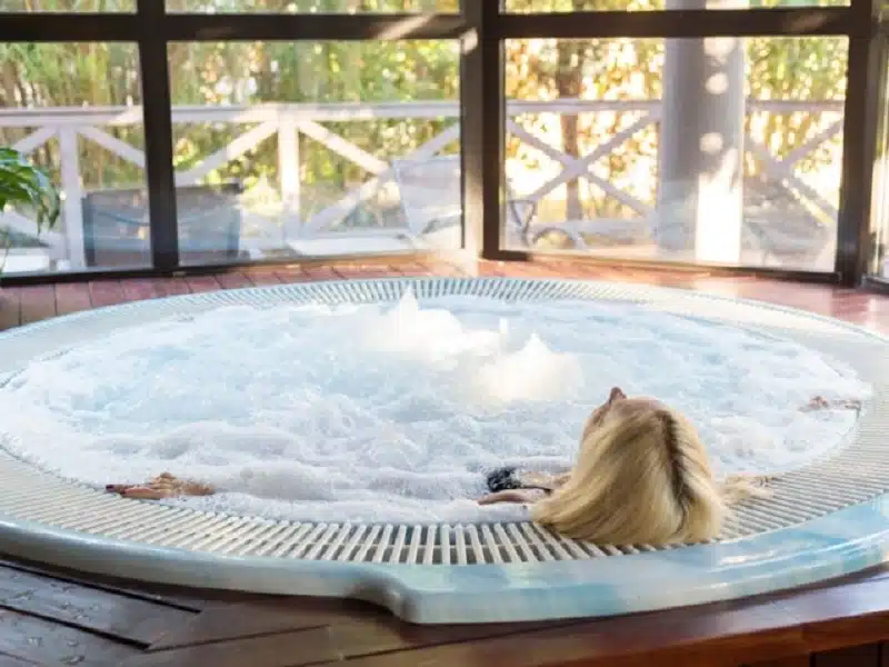 Spa ou jacuzzi quel est le meilleur pour se détendre
