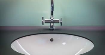 Comment décorer une salle de bains ?