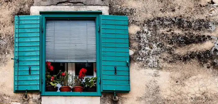 Commandez des stores sur mesure grâce à Internet