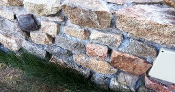 Où trouver un maçon pour un muret en pierre ?