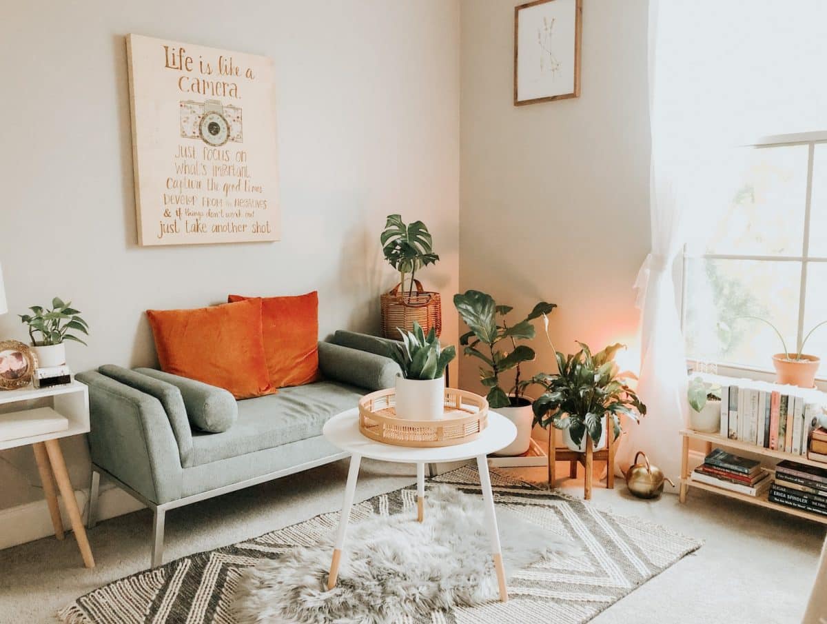 Comment créer une ambiance cocooning dans son salon ?